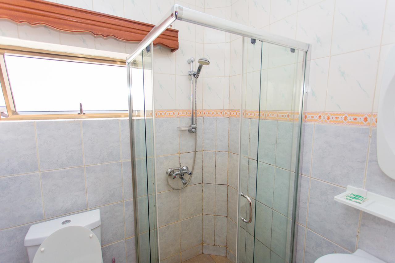 Auberge Saint Jean Leopold Kigali Buitenkant foto