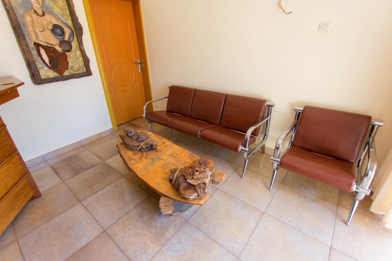 Auberge Saint Jean Leopold Kigali Buitenkant foto